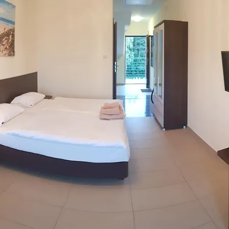 Cztery Brzozy Homestay Chalupy